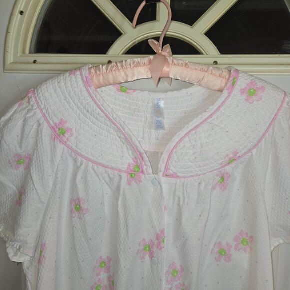 Simply Basic Nightgown Night Coat XL Button Up White Pink Floral 38" L - Picture 2 of 10